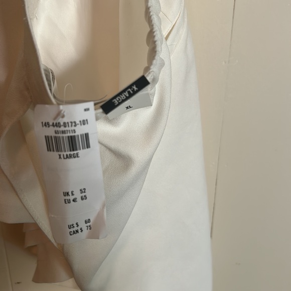 Abercrombie & Fitch dress shorts - Picture 3 of 3